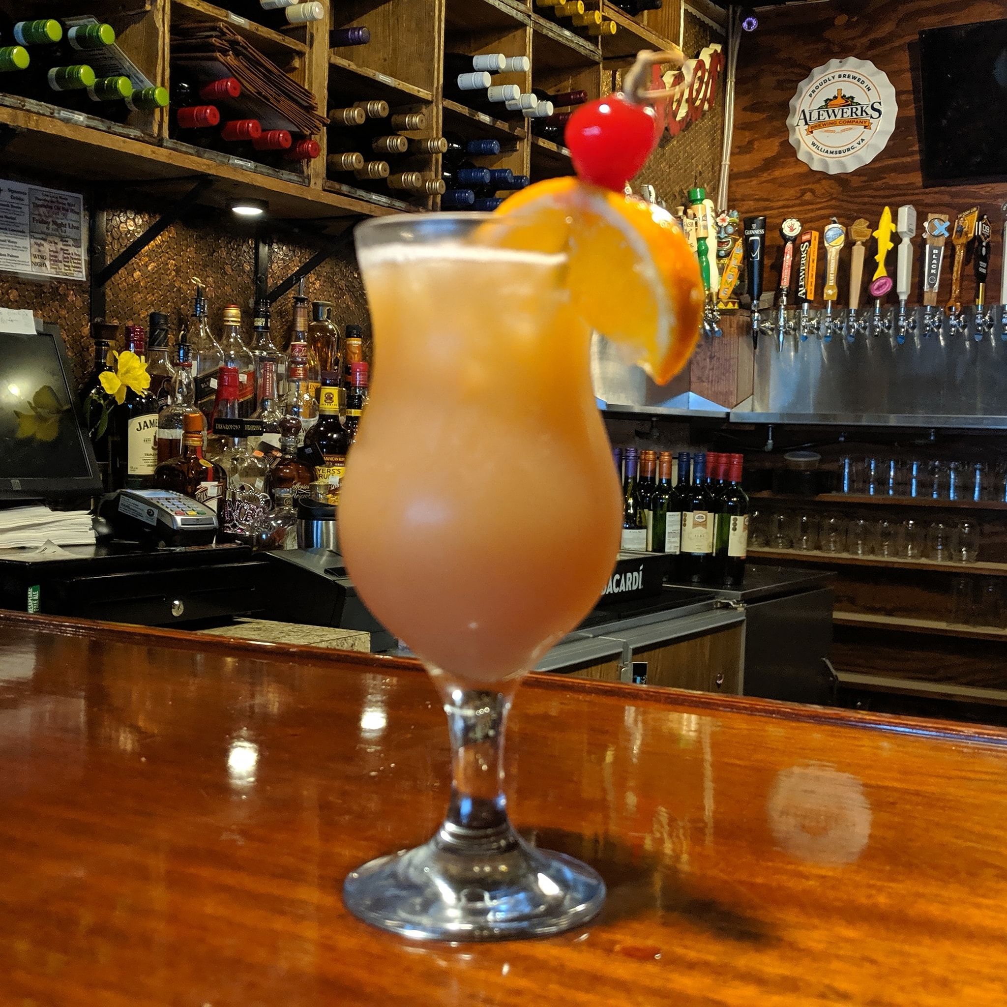 Craft Cocktails at Willaby's